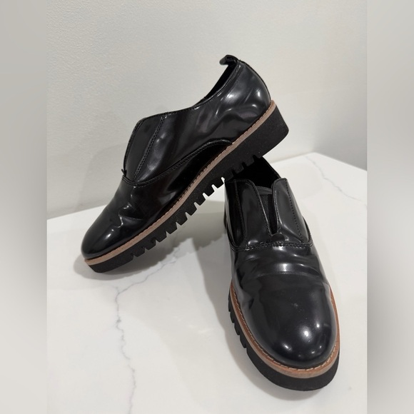 Zara Shoes - Zara Size 38 Black Leather Shoes